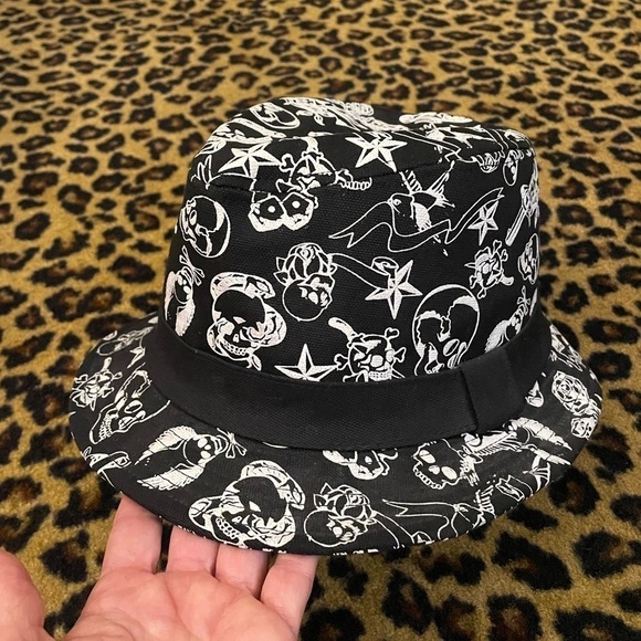 Skull Motif Fedora Size Large - Picture 9 of 9